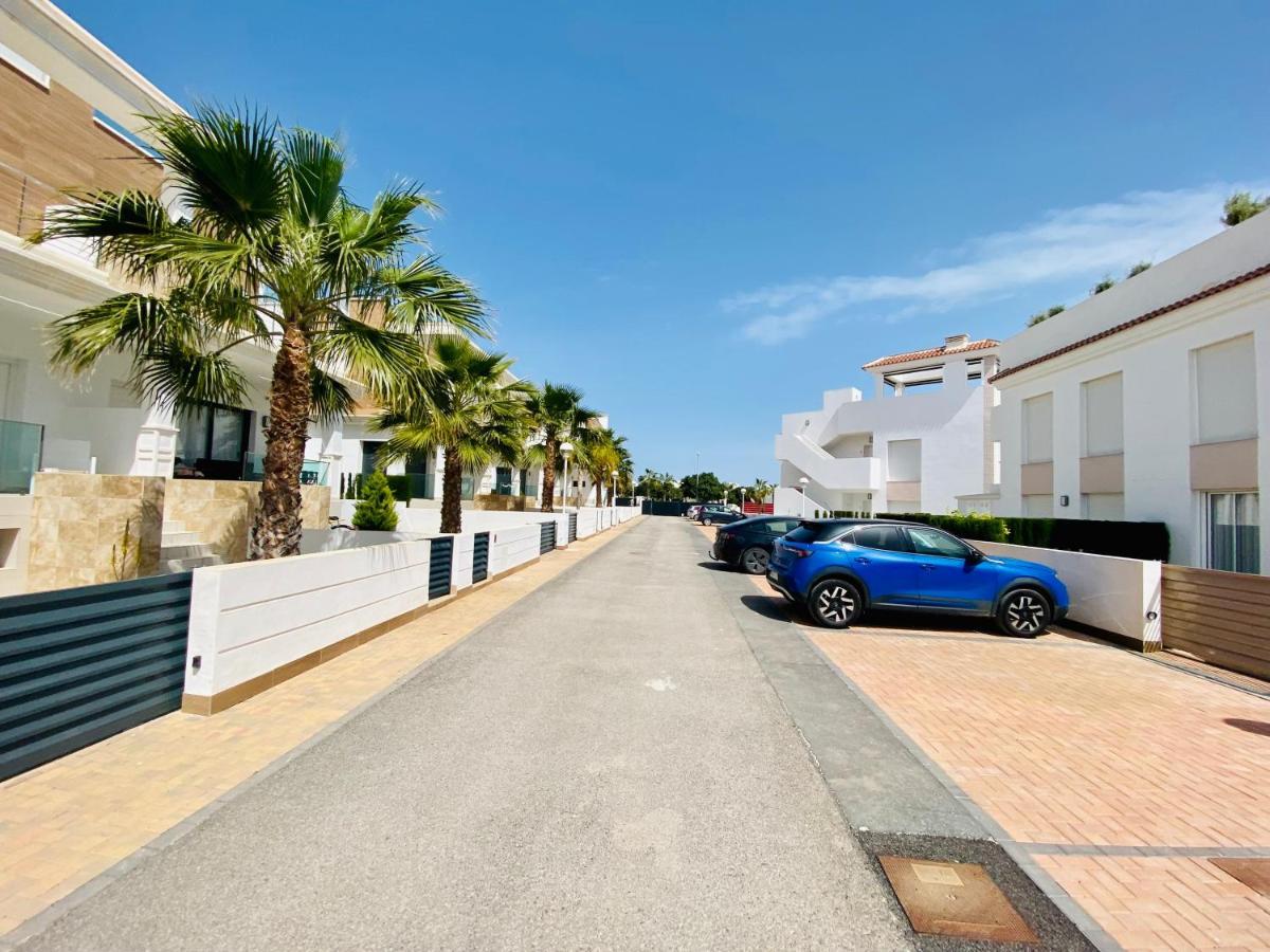 Fortuna Penthouse With Roof Terrace, Ac And Pool Rojales Exterior photo